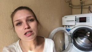 Как отстирать пятно от шелковицы с одежды