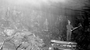 Tennessee Ernie Ford - Sixteen Tons