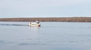 Прибытие в село мужи катер кс-162 Пётр Хатонзеев