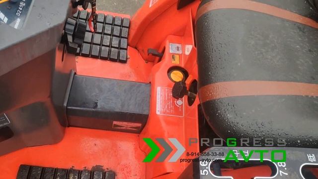 Японский минитрактор в Екатеринбурге в комплекте с почвенной фрезой смотреть онлайн