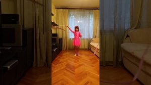 Упражнения с лентой