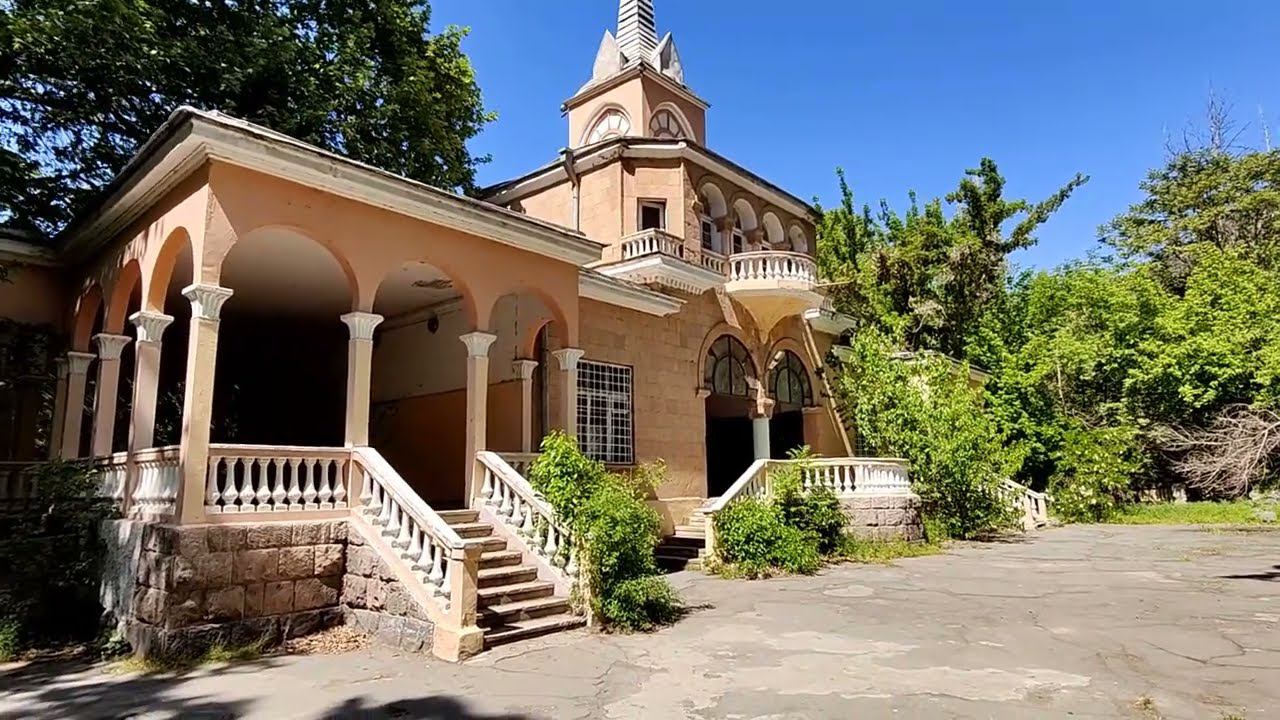 Ереванская детская железная дорога, 4 мая 2023 г смотреть онлайн