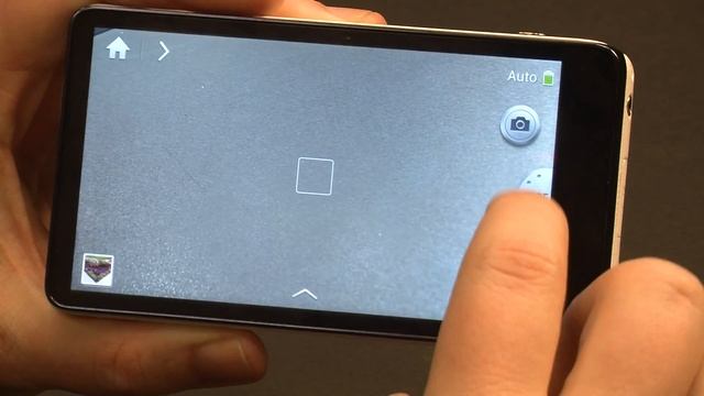 Robert Evatt review of the Samsung Galaxy Camera, a camera that's connected to the Internet. смотреть онлайн