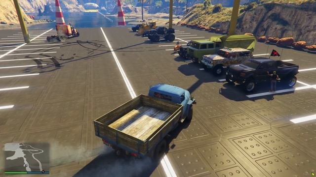 КАК ДАЛЕКО ПРОЙДЕТ ЛЕТАЮЩАЯ ТАБУРЕТКА??? ШОУ: ВОДА В GTA ONLINE!!! смотреть онлайн