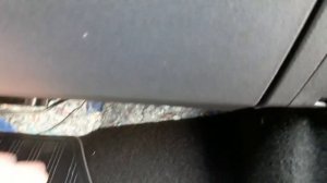 Как спрятать провод от видеорегистратора Renault Kaptur