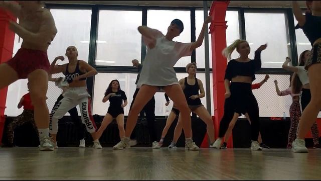 ТВЕРК VS ДЭНСХОЛЛ хореография. Танцы в Беларуси смотреть онлайн