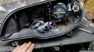 BMW X5 E70 автокорректор. Установка bi-led линз Aozoom dlpd07