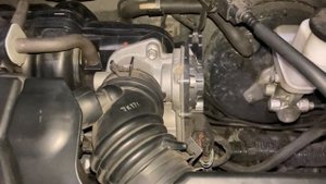 1KR-FE engine sound