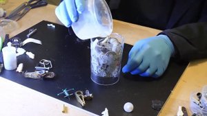 Литье из эпокситной смолы. Стаканчик для зубных щеток.