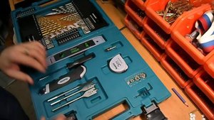 Набор ручного инструмента 104 предмета Makita D-31778