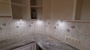 СБОРКА И УСТАНОВКА КУХОННОГО ГАРНИТУРА КАНТРИ.