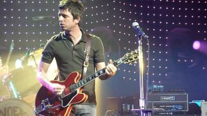 Noel Gallagher - Freaky Teeth (live@Casino de Paris, 6 décembre 2011)