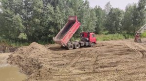 Zemne a vykopove prace - Malacky - Zahorie - studneklamo.sk - Takeuchi 2150 - Tatra 815