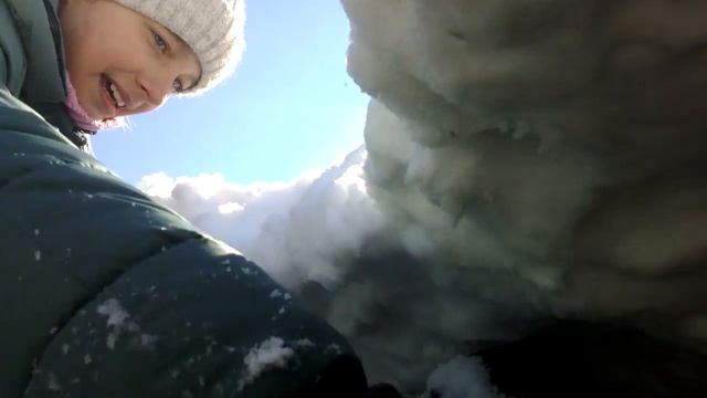 На даче у Даши смотреть онлайн