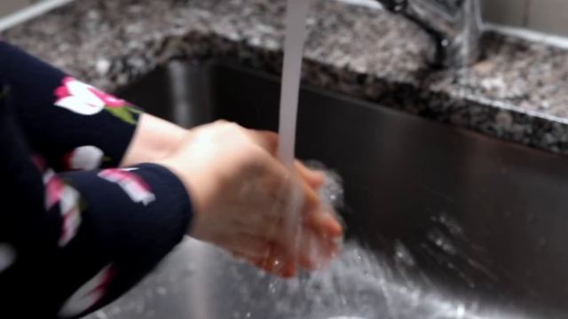 Haemul-pajeon (Green onion pancake with seafood: 해물파전) смотреть онлайн