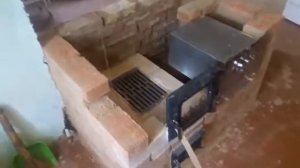 Кирпичная печь с духовкой и дверцей для печи со стеклом Fenix 863, монтаж печной дверцы
