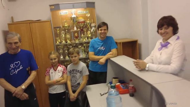 Юбиляр смотрит медийное поздравление.. смотреть онлайн