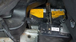 Замена аккумулятора Toyota Prius 2