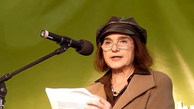 Daniela Dahn - 221. Montagsdemo gegen Stuttgart 21 - 12.05.2014 смотреть онлайн