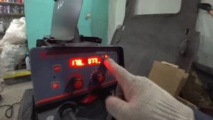 обзор бюджетного сварочного полуавтомата pit165