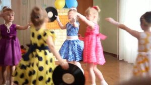 Утренник 8 марта. Стиляги-6