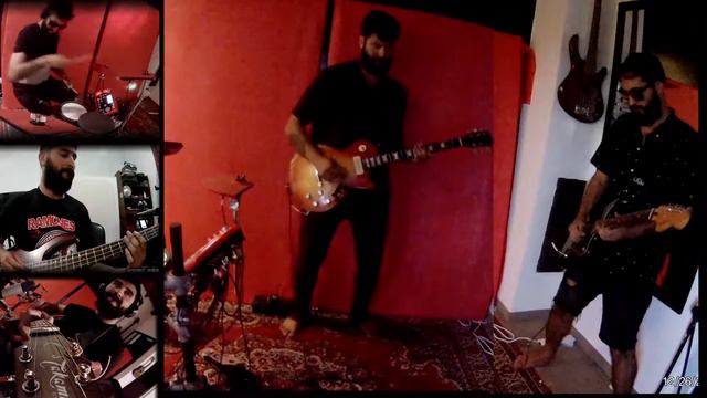 Fender Jaguar Vs Gibson Les Paul- I dont need no doctor cover solo final смотреть онлайн