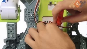 Подключение электронных компонентов к роботам Meccanoid - видеоинструкция Meccano