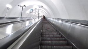 Станция метро "Крестовский остров"