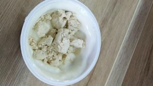 Как дома за 1 минуту сделать греческий йогурт из обычного йогурта.