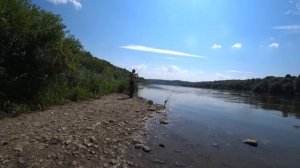 Эта снасть ловит леща и успешнее старого монтажа. Сало с перчиком и чесноком он любит . Рыбалка.