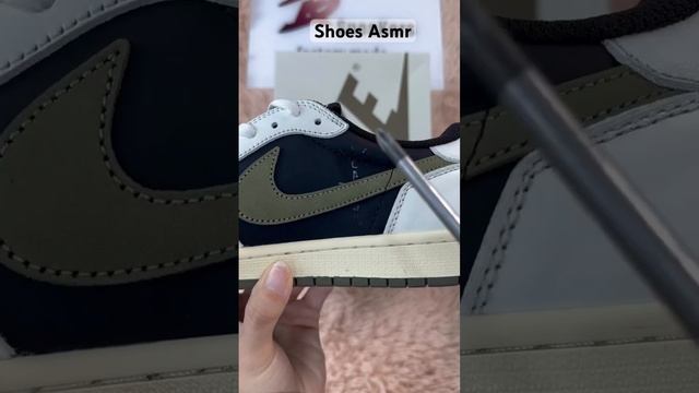 Olive ? nike