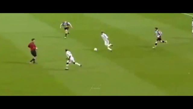 Zinedine Zidane VS Luka Modric - Who Is Better? - Crazy Dribbling Skills & Goals - HD