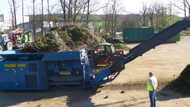 Промышленный шредер Husmann HL II 1622 для древесных отходов