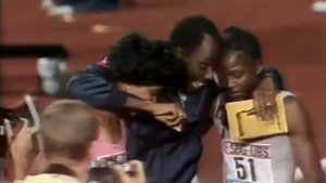 Valerie Brisco-Hooks - 1985 Weltklasse Zurich 200m - beating Marita Koch in 21.98