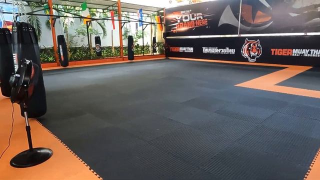 Tiger Muay Thai BALI (Walking Tour) смотреть онлайн