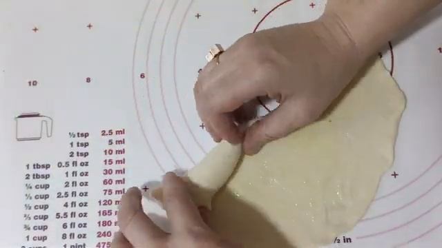 Всего МУКА и ВОДА!Вы удивитесь,как это ПРОСТО приготовить.Слоенные лепешки