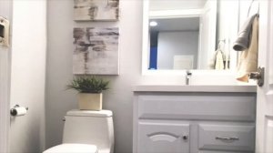 DIY SMALL BATHROOM MAKEOVER ON A BUDGET | RENTER FRIENDLY