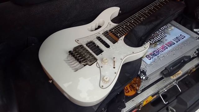 For sale Ibanez Jem Junior Kondisi SECOND!! ADA 2 ekor смотреть онлайн
