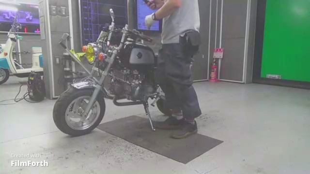 Мопед minibike дорожный Honda Monkey Gorilla рама Z50J мини-байк пробег 5 т.км черный серебристый