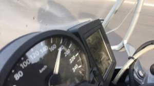 BMW R1200R oltre 220Km/h quasi Max Speed