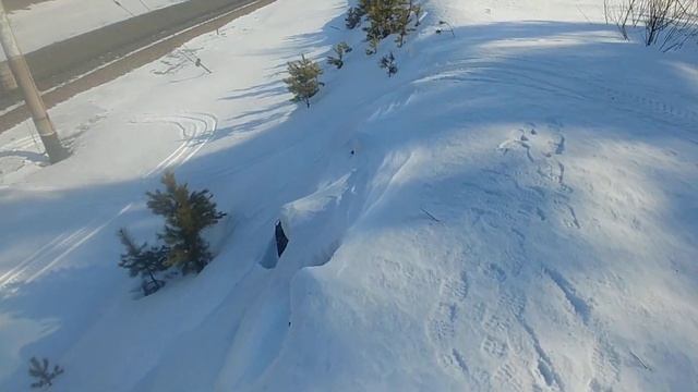 По твёрдому снегу на мини снегоходе смотреть онлайн