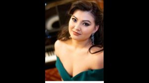 This girl is NOT the new Anna Netrebko. She's the amazing Aigul Akhmetshina. READ my interview!