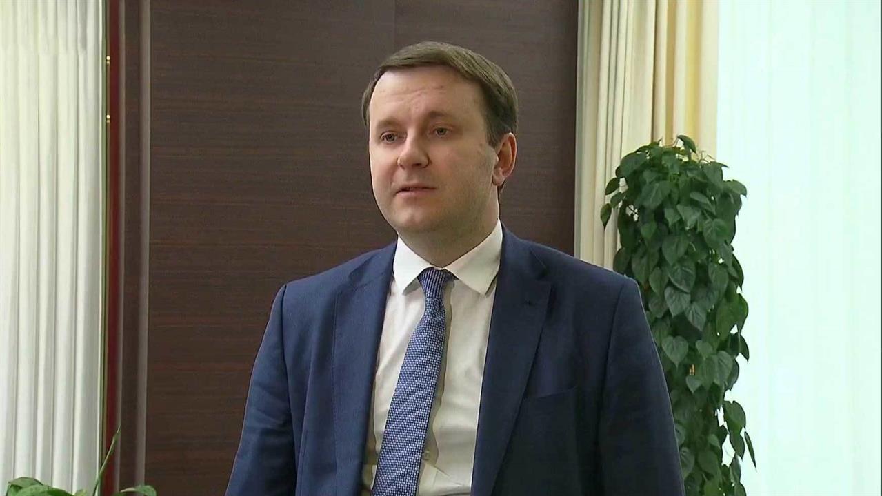 Минэкономразвития: Правительство не будет менять намеченных планов из-за укрепления рубля