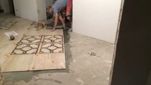 Укладка плитки по диагонали.