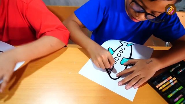 HCN Go School: Learn Color AIRPLANE ! Drawing and Coloring Planes
