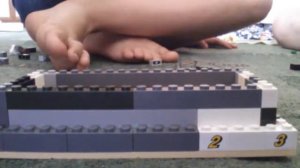 Как сделать из лего коробку для зарядок и наушников