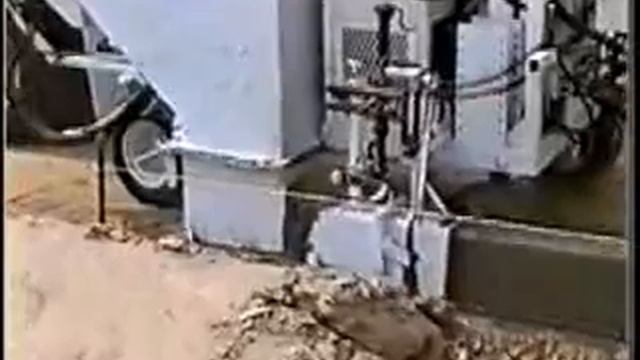 Бетоноукладчик со скользящей опалубкой Curb Fox 3000