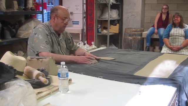 John Gill Ceramics Workshop for Hawaii Craftsmen 2016 (Video 1) смотреть онлайн