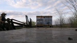 Самодельный погрузчик 4х4. Репетиция погрузки и разгрузки пчел на поддонах