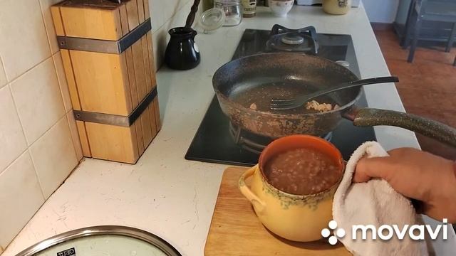 Перловка с грибами. Лук зеленый с редиской. Кошки под настроение. смотреть онлайн